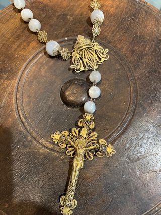 Rosario de plata y nácar