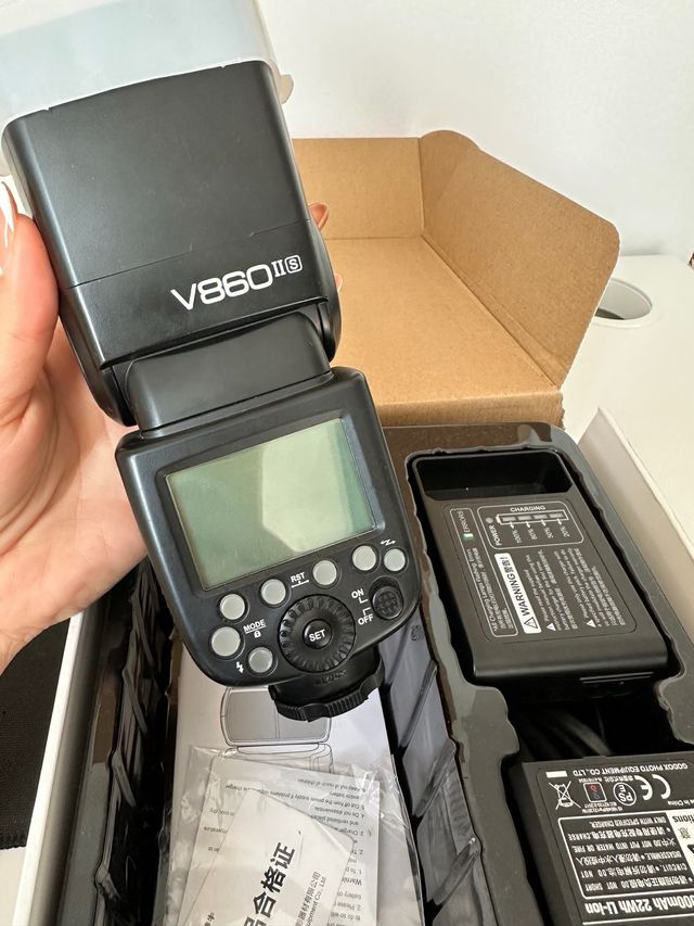 Flash Godox V860II S para Sony (Batería Li-ion)