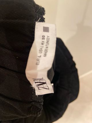 Pantalón negro bombacho Talla L