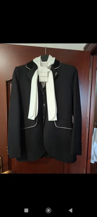 Chaqueta negra elegante