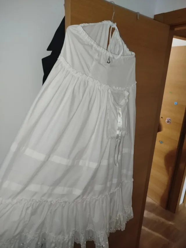 Preciosa Enagua fallera adulta blanca