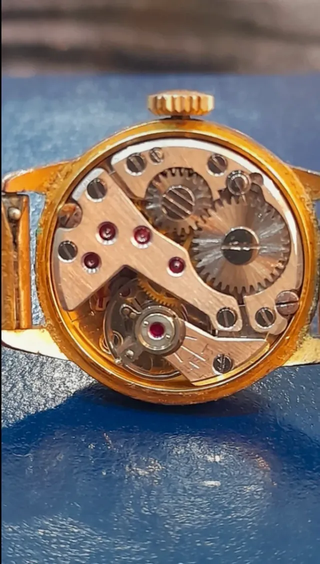 Reloj de mujer antiguo 1940-60