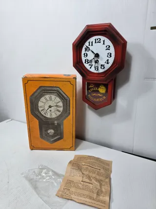Orologio a pendolo vintage carica corda