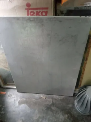 Estantería metalica gris