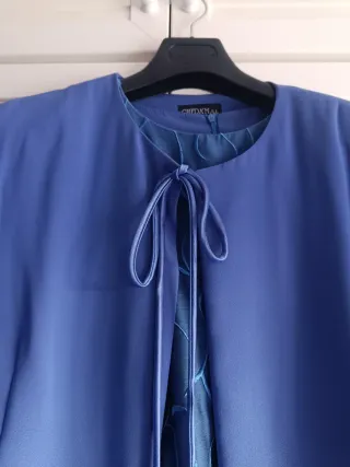 Blusa/chaqueta azul talla 50