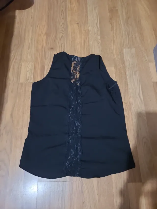 Camisa sin mangas con encaje