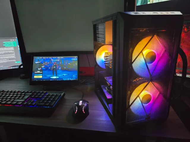 PC Gaming FX 8320 + GTX 660 + Monitor Portatil