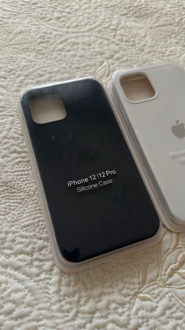 Fundas iPhone 12/12 Pro Apple Silicona
