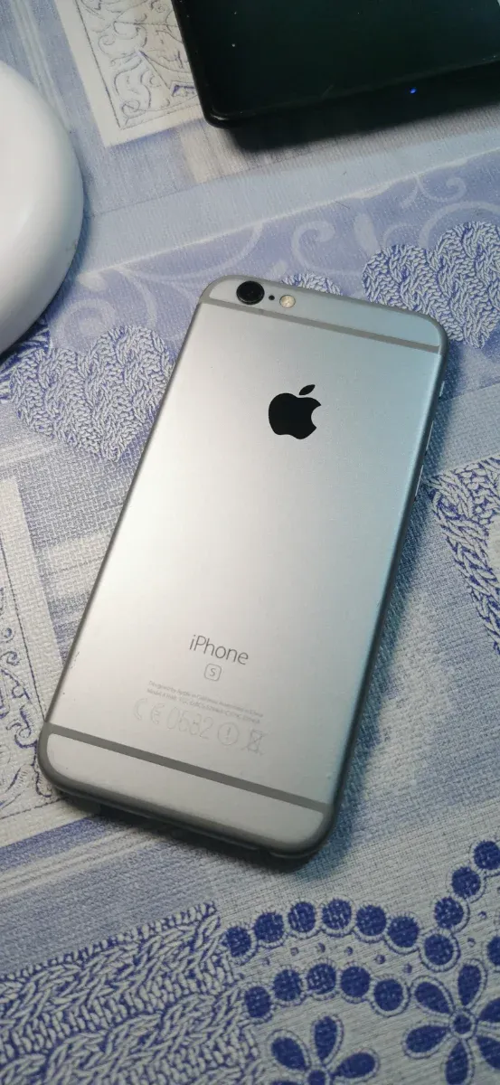 Ricambi/Riparazione in argento per iPhone 6s