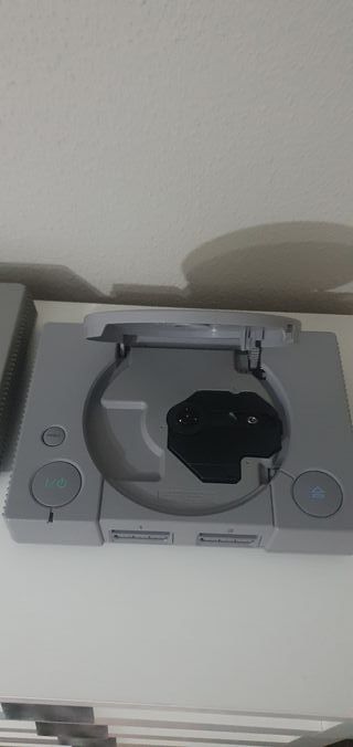 2x PlayStation 1 (PS1) Gris