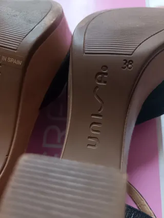 Zapatos de mujer UNISA negros