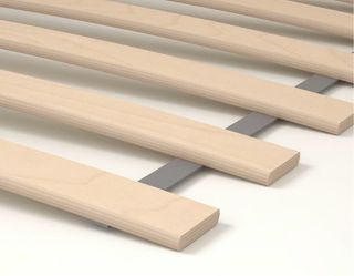 Cama infantil blanca Ikea, no tengo los tornillos