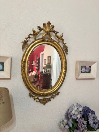 Espejo antiguo ovalado dorado