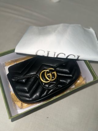 Bolso Gucci Negro y Dorado