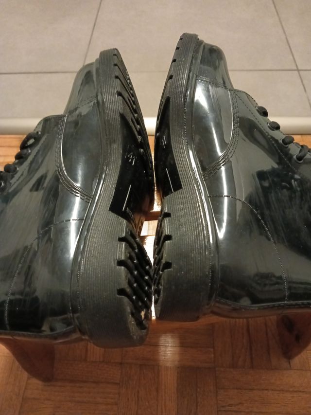 Botas pretas mulher n°41 7€