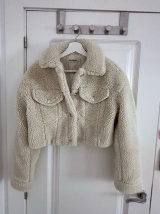 Cazadora borreguito Pull&Bear Talla S
