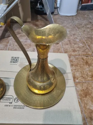 Set 2 Soprammobili in Metallo Dorato