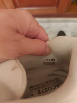 Zapatillas Lacoste Beige y Blancas