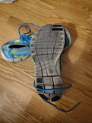 Zapatillas Nike Running Azules y Verdes