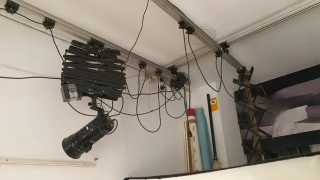 Riel de techo para iluminación de estudio