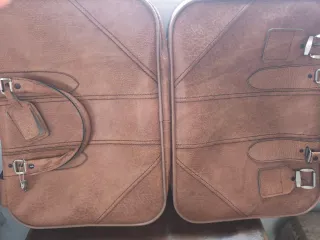 Mesita noche y maleta antiguas lote