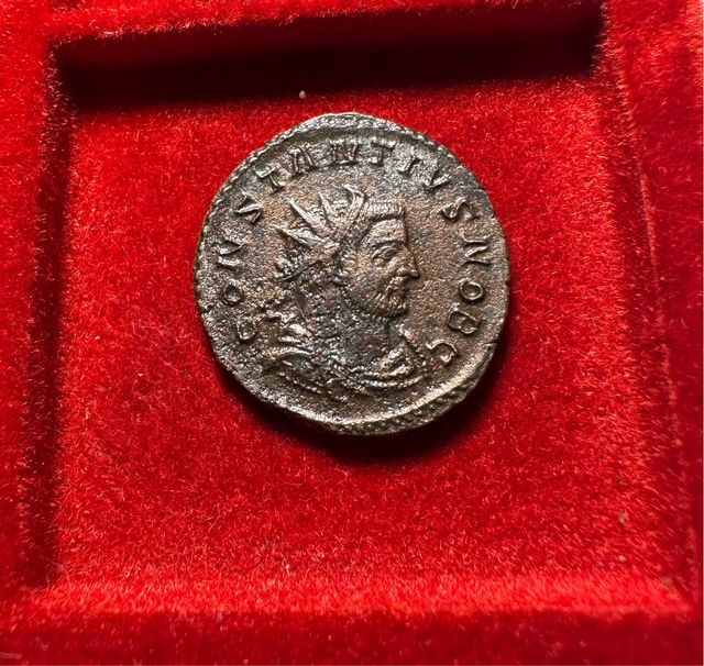 Moneda Romana Antigua con Restos de Plata