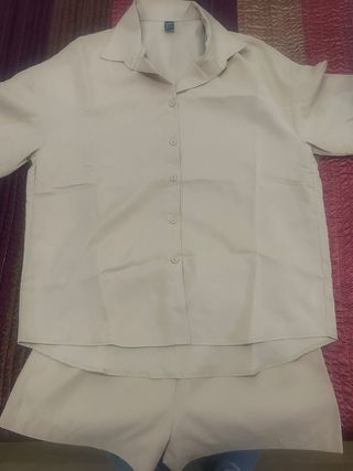 Conjunto corto beige