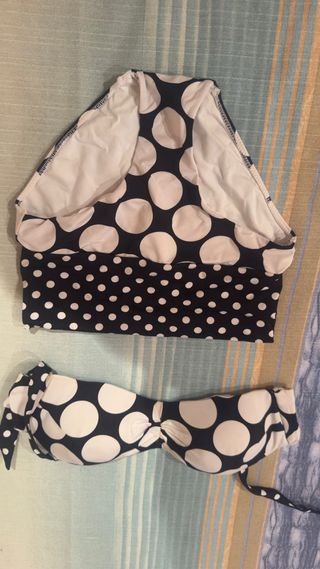 Bikini azul con aro central