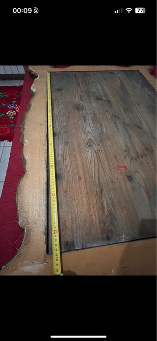 Antico quadro con paesaggio e cornice dorata