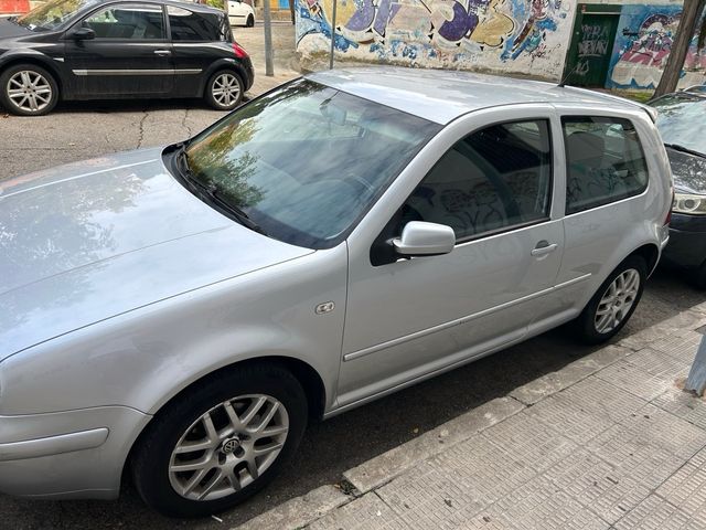 Volkswagen Golf  1.9 TDI  2003