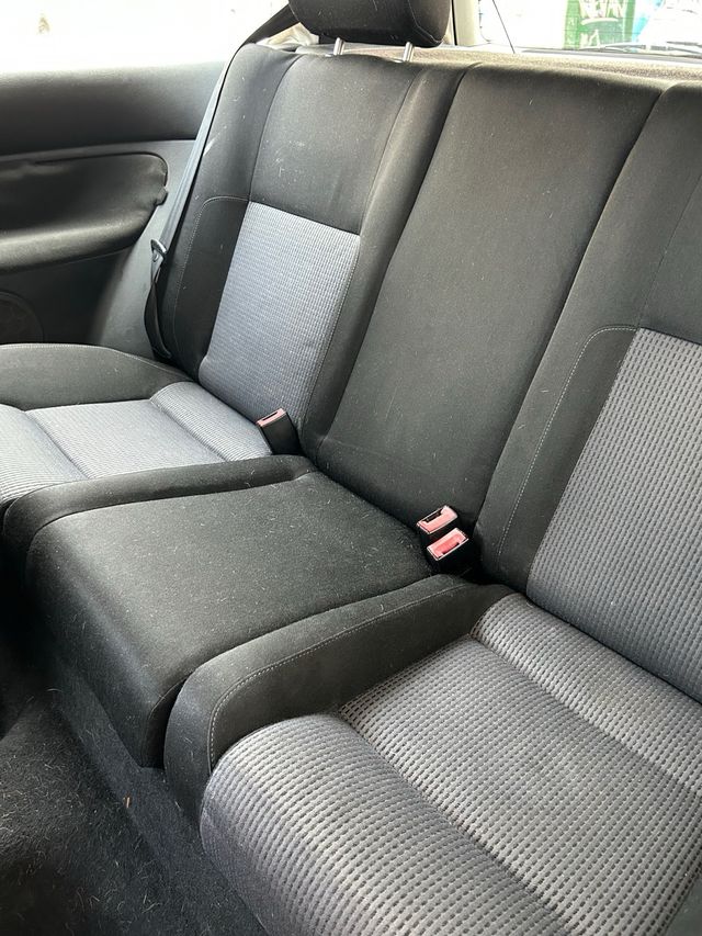 Volkswagen Golf  1.9 TDI  2003