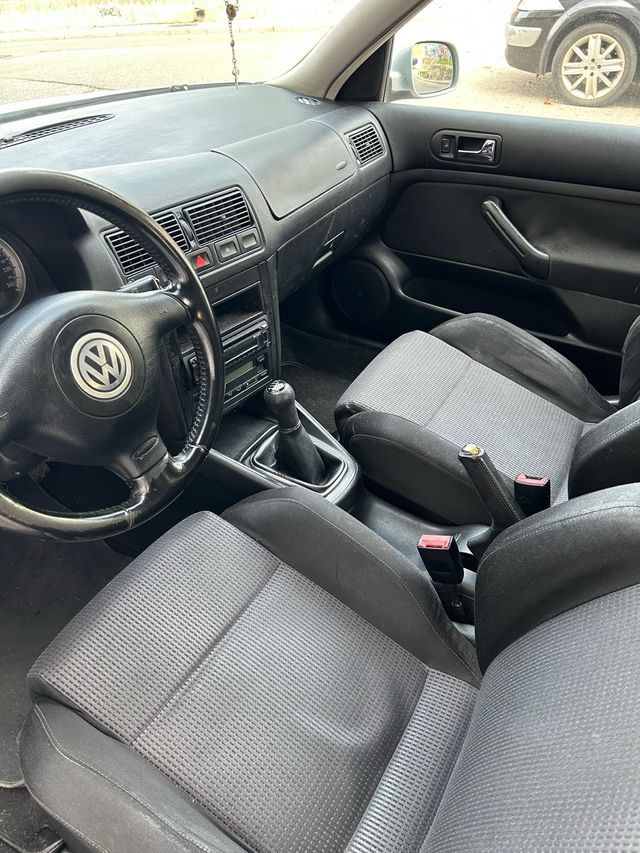 Volkswagen Golf  1.9 TDI  2003