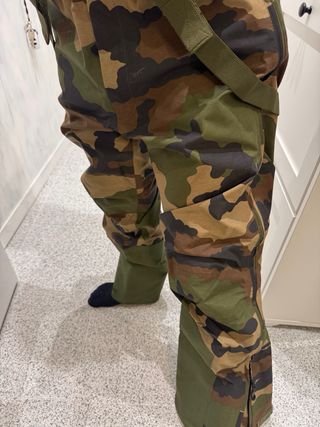 Pantalón militar impermeable