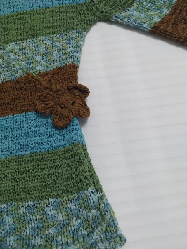 Chaquetita de punto multicolor tallaS