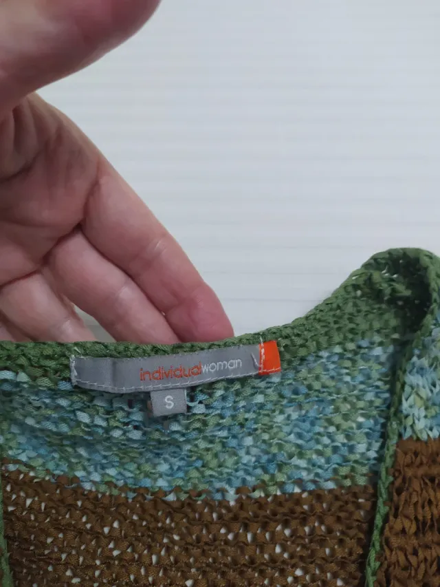 Chaquetita de punto multicolor tallaS