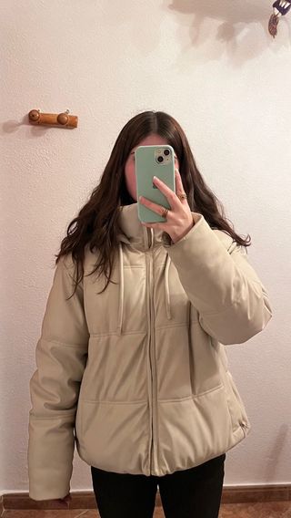 Chaqueta Zara Beige Acolchada