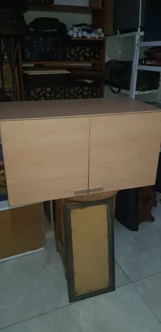 Mueble de dormitorio con puertas