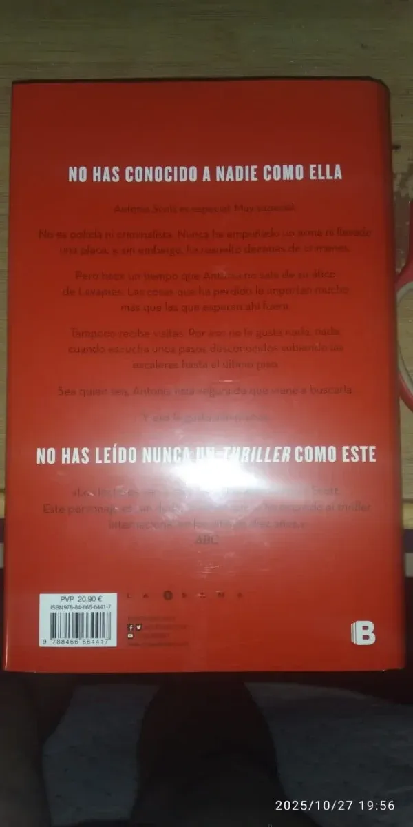 Reina Roja / Red Queen (LA TRILOGÍA REINA ROJA)...