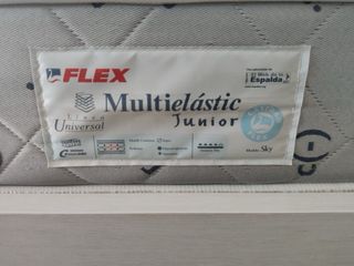 Cama nido con 3 cajones y estantería