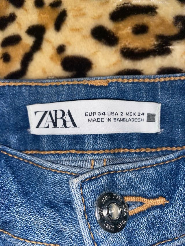 Pantalón vaquero Zara azul