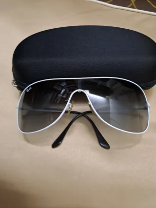 Gafas de Sol Ray-Ban Blancas y Negras