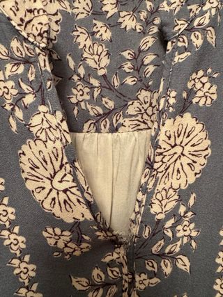 Vestido CAROLL floral azul rodilla manga corta