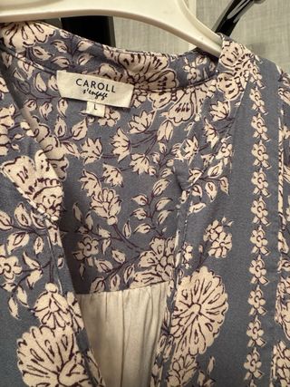 Vestido CAROLL floral azul rodilla manga corta