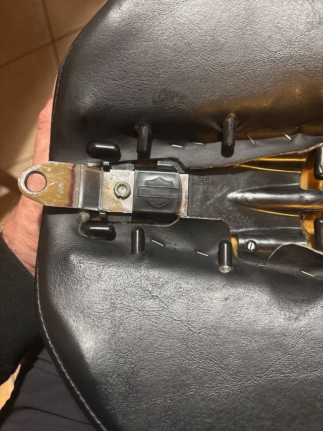 Sella passeggero Harley Davidson Softail