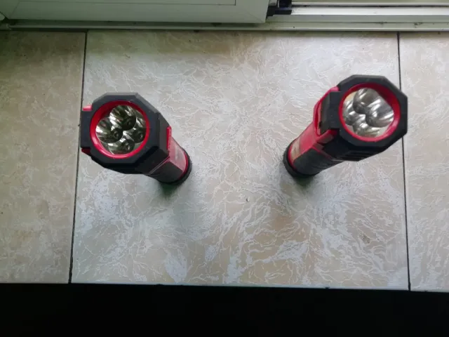 2 Linternas LED Imantadas Lexman