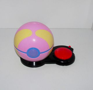 Jigglypuff + Sana Ball Pokémon Surprise Attack S13