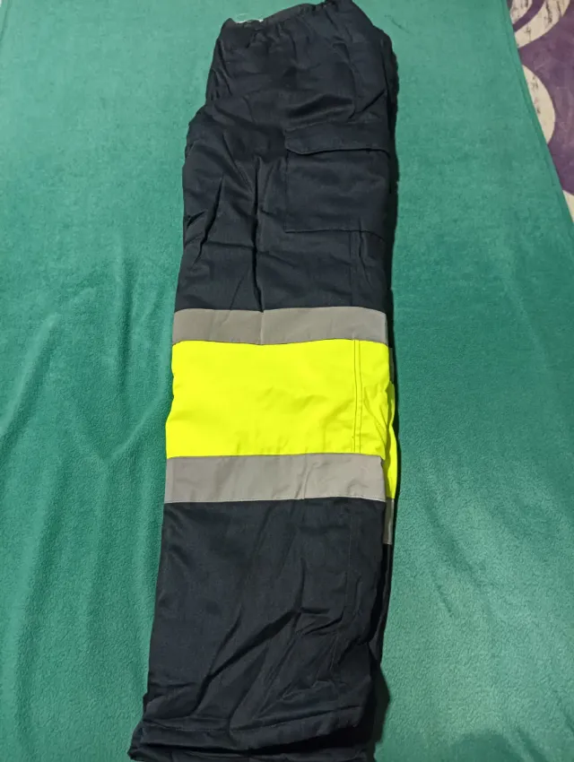 Pantalón de trabajo acolchado con reflectante