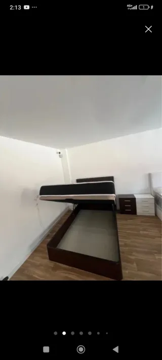 Canapés colchones mesitas cabeceros