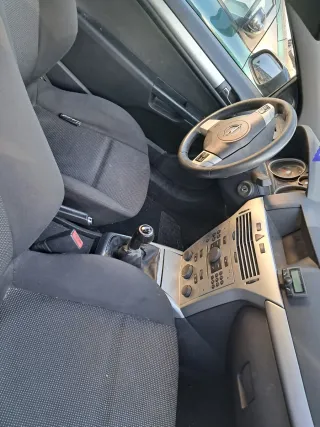 Opel Astra 2007
