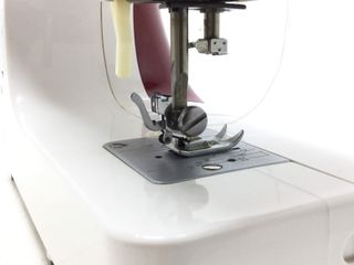 maquina coser jata genesis 695